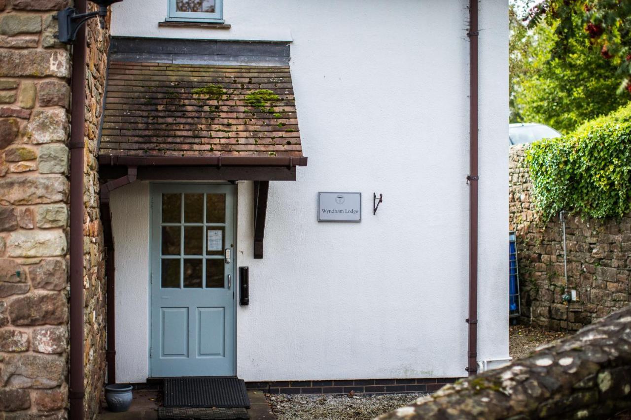 The Wyndham Hotel Clearwell Exterior foto
